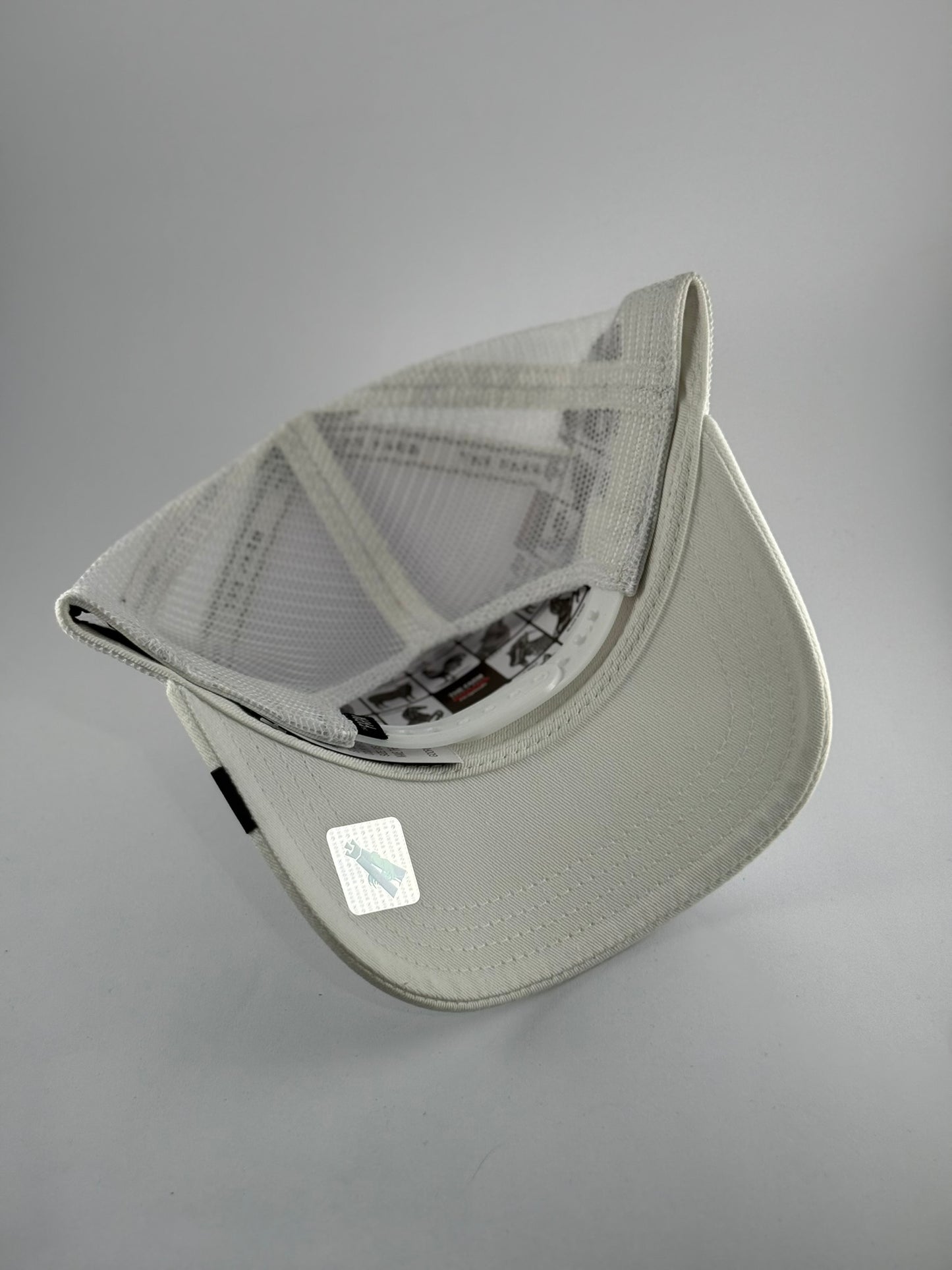 GORRA GOORIN TIGER BLANCO