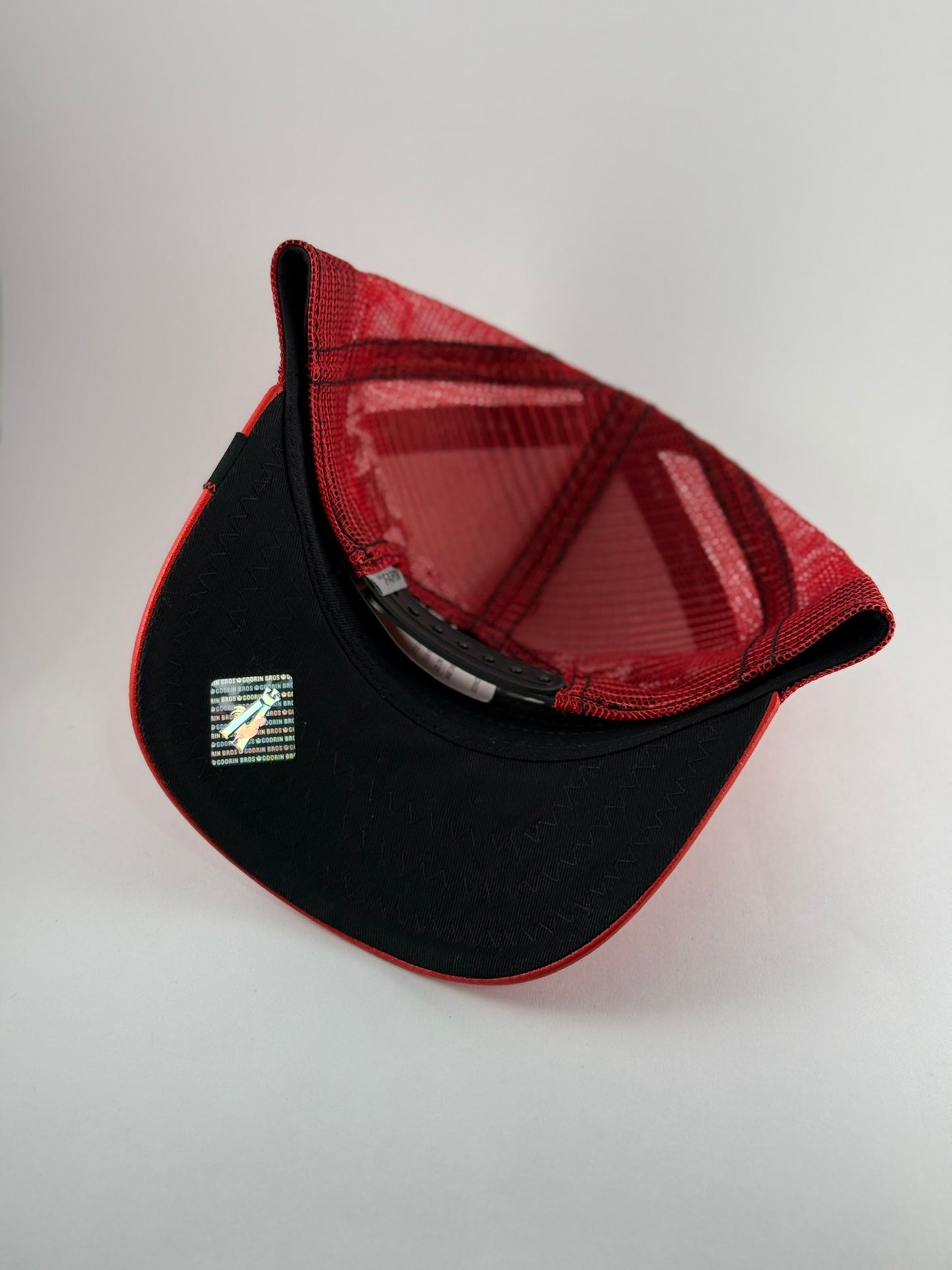GORRA GOORIN STALLION CUERO ROJO