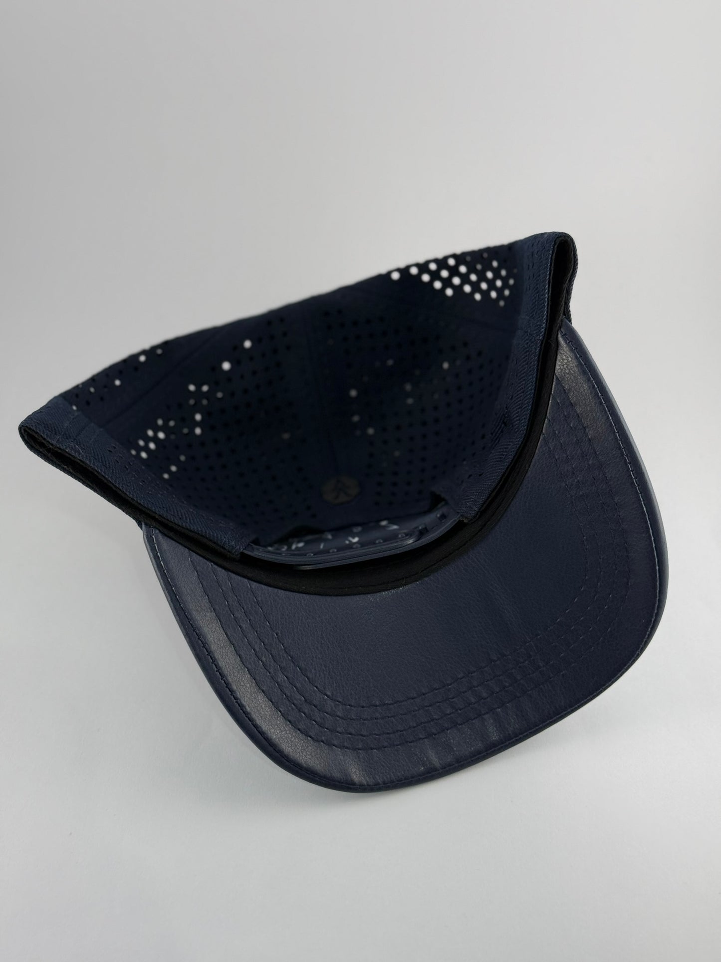 GORRA ALEVATE MONOTONE AZUL NAVY AJUSTABLE
