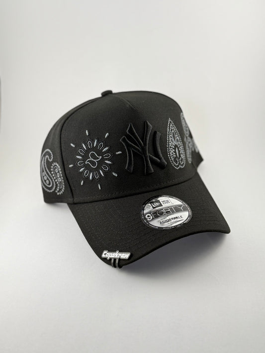 GORRA NEW ERA YANKEES PAISLEY EDITION