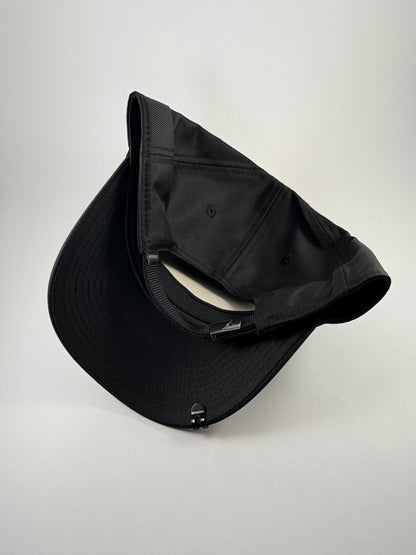 GORRA JORDAN POLIESTER LOGO METÁLICO NEGRA