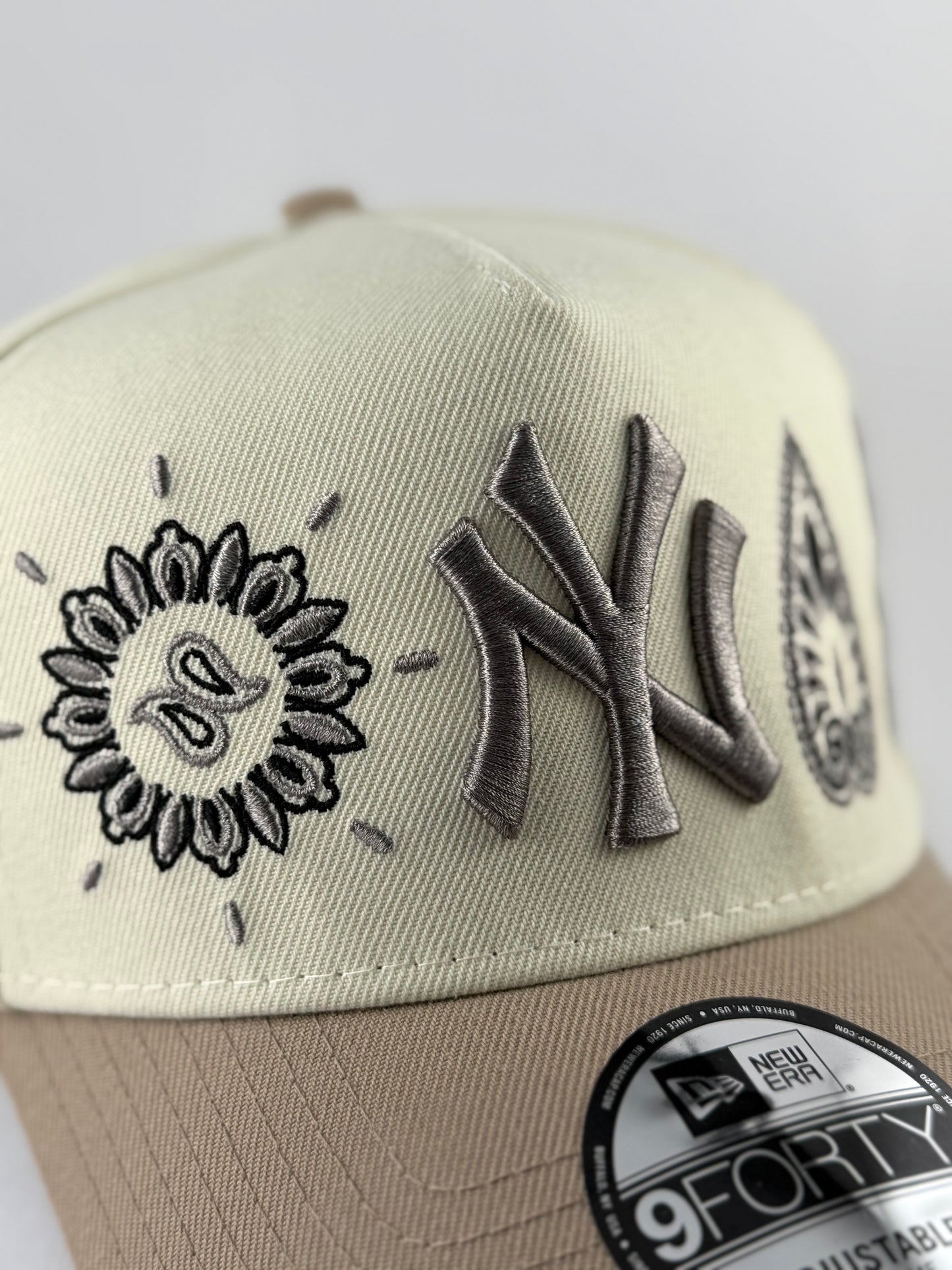 GORRA NEW ERA YANKEES PAISLEY EDITION