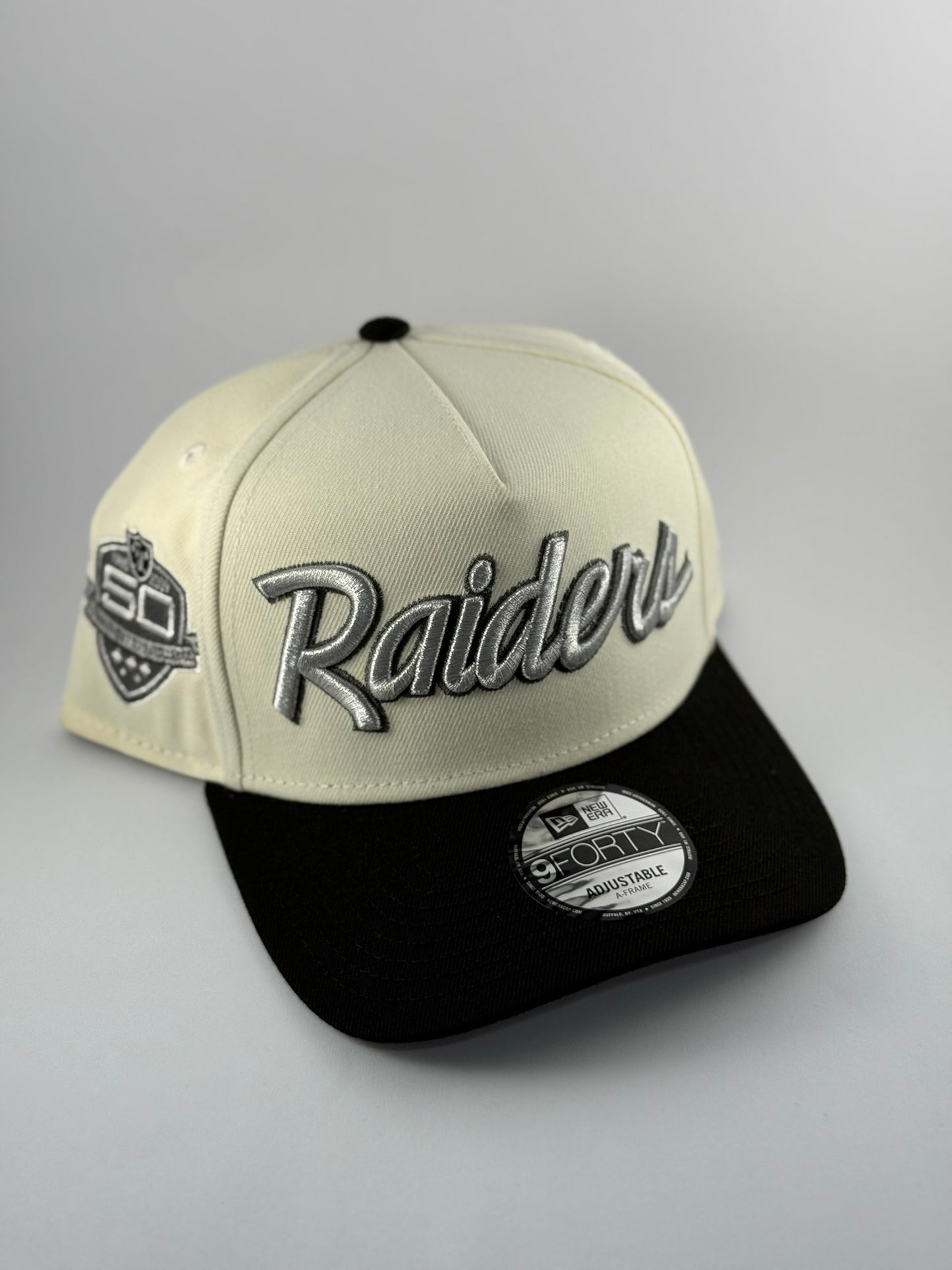 GORRA NEW ERA LAS VEGAS RAIDERS '50 ANNIVERSAY CHROME'