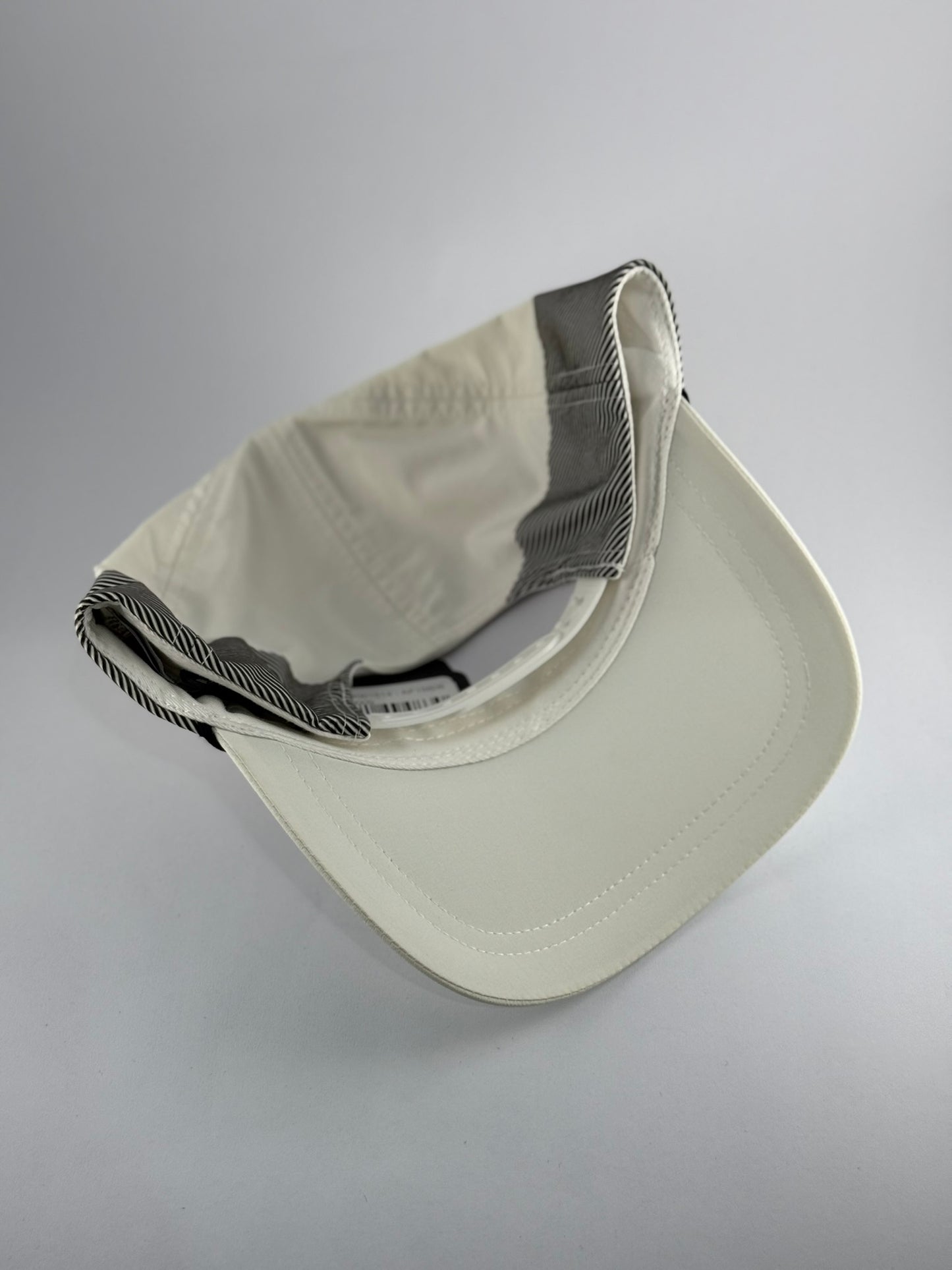 GORRA ARMANI 7 PANELES BLANCO