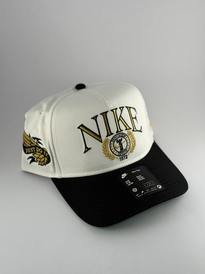 GORRA NIKE A-FRAME DUOTONO LOGO BORDADO